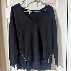 Bisou Bisou Michele Bohbot Black V-Neck Sweater with Zopper Detail Size Medium.